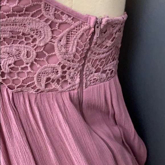 SALE Beautiful mauve dress - Picture 3 of 4